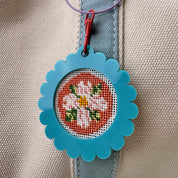 Bag Tag: Small Scallop Round