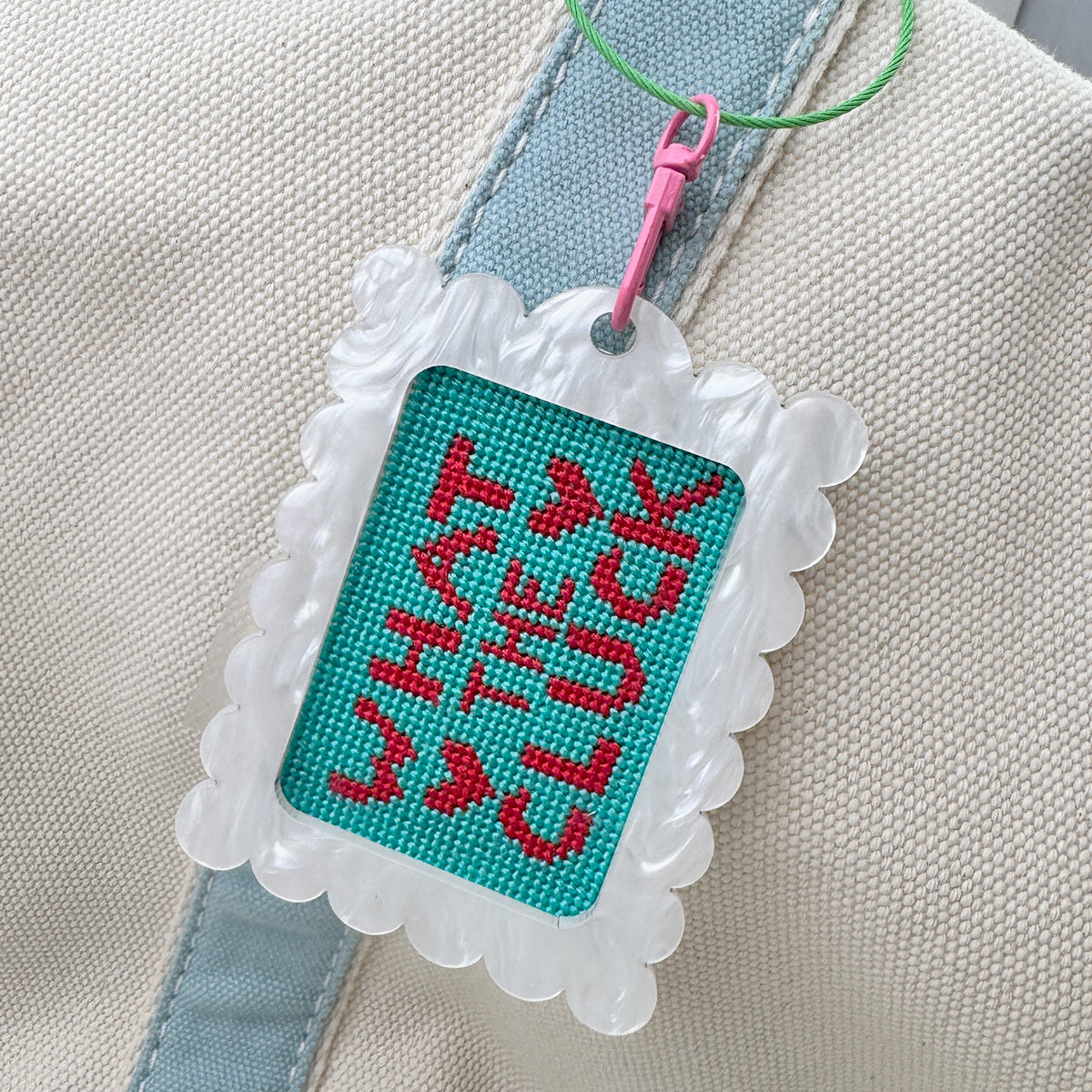 Bag Tag: Large Scallop Rectangle
