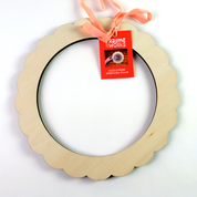 Scallop Round Large Needlepoint Frame